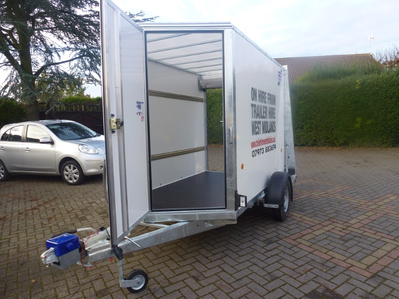 ifor-williams-box-van-trailerbv85-with-ramp-doors-3