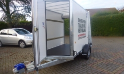 ifor-williams-box-van-trailerbv85-with-ramp-doors-3